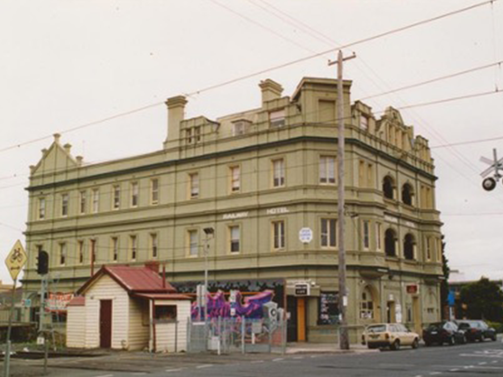 1-railway-hotel